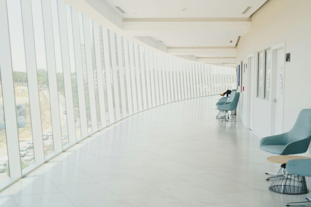 Pourquoi la rénovation énergétique en hôpital est-elle une priorité ?
